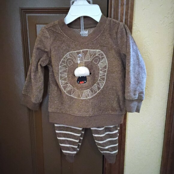 Carter's Child of mine 2-Piece Baby Winter Set 6 - 9M | Cozy Outfit - Picture 3 of 4